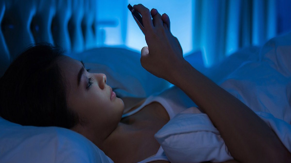 How Can Electronics Affect You Sleep